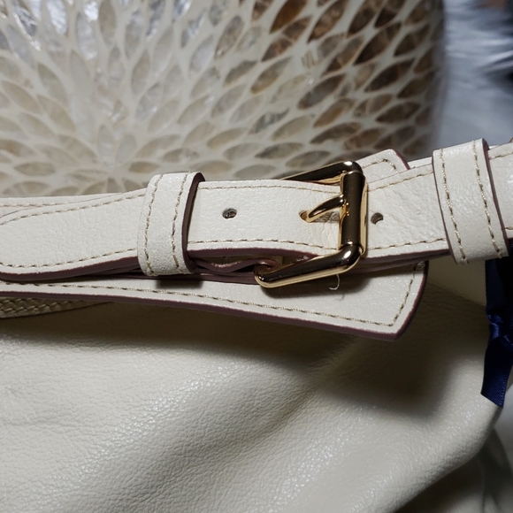 Designer Handbag - Picture 3 of 12